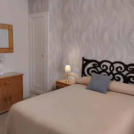 Vega 3* Santillana del Mar