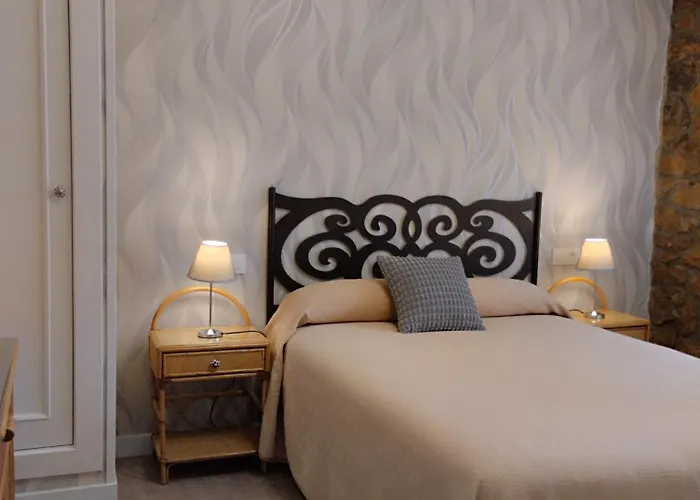 Vega 3* Santillana del Mar